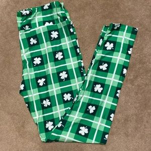 Lularoe Tall and Curvy Leggings-shamrock leggings